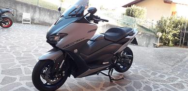 tmax 560 2021