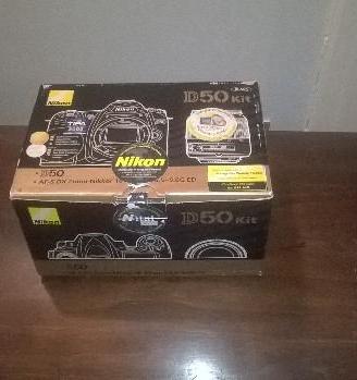 Fotocamera digitale reflex nikon d50+obbiettivo