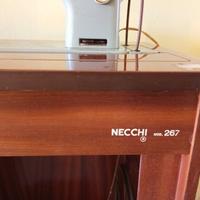 macchina da cucire Necchi 267