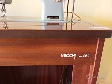 macchina da cucire Necchi 267