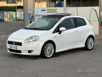 Fiat Grande Punto Grande Punto 1.4 Starjet 16V 3 p