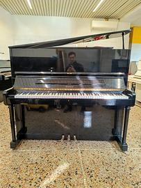 Pianoforte Petrof P125 con trasporto e panca incl.