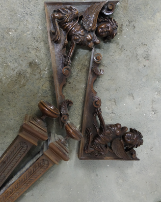 Sculture in legno antico