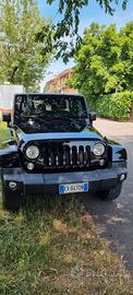 Jeep Wrangler Sahara 200cv