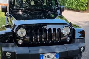 Jeep Wrangler Sahara 200cv