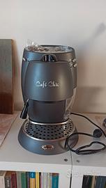 Macchina per caffè e cappuccino