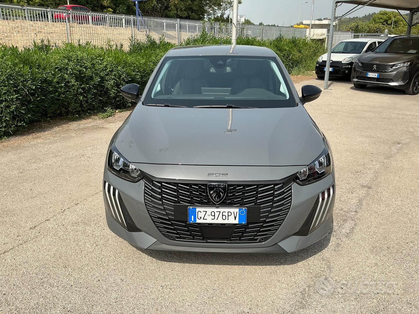 Peugeot 208 2025 photo 2