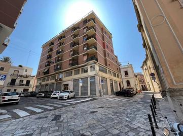 3 LOCALI A BRINDISI