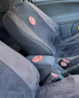 MG ZR parti ed accessori