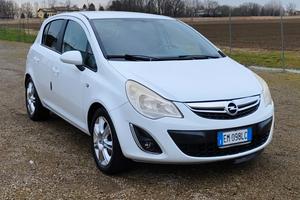 Opel Corsa 1.2 85CV 5 porte GPL-TECH Edition