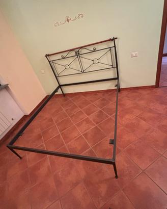Letto matrimoniale