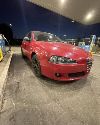 Alfa romeo 147 1.6 t-spark 16v