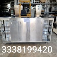 Armadio in acciaio inox su ruote