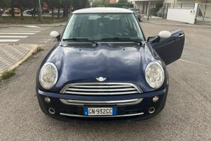 MINI COOPER R50 (MINI ONE)