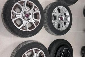 Cerchi in lega+ gomme+ ruotinondi scorta