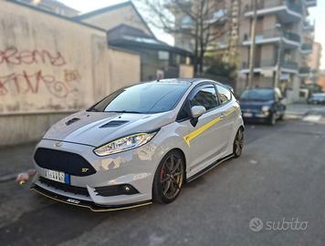 FORD Fiesta 1.6 200CV 3 porte ST 200