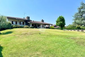 VILLA SINGOLA A PONCARALE