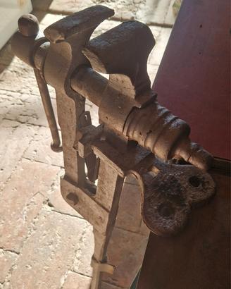 VECCHIA MORSA GRANDE IN FERRO