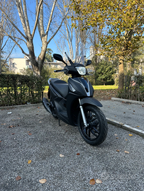 Kymco People S 200i ABS