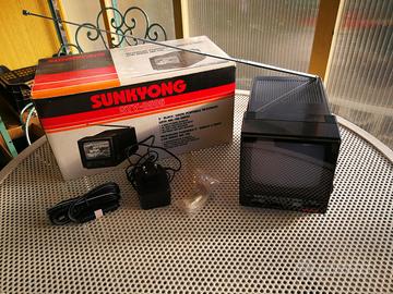 Televisore radio b/n SUNKYONG STV 0506