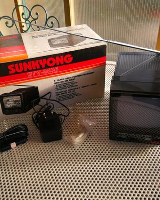 Televisore radio b/n SUNKYONG STV 0506