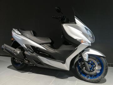 Nuovo Suzuki AN Burgman 400 OPERAZIONE 50% MOTOR X