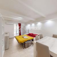 MONOVANO LIBERO - VIA M.DE NAPOLI!