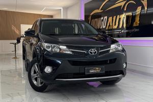 Toyota RAV4 2.0 D-4D 2WD Full Optional
