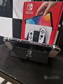 Nintendo Switch OLED nuovissima 