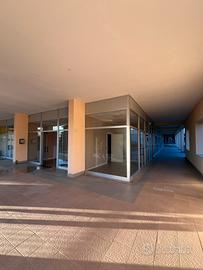 Locale commerciale/studio professionale