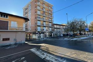 2 LOCALI A FAVRIA