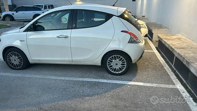 Ricambi lancia y