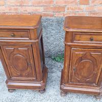 Coppia di comodini lombardi 