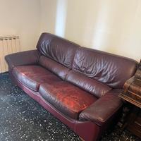 Divano in pelle bordeaux