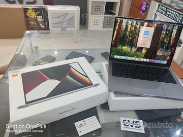 macbook pro 14" M1 2021