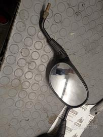 specchietti Yamaha m8