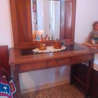 Mobile  toelette  anni  1920-30