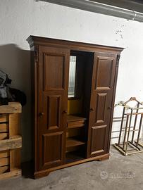 Armadio scorrevole con specchio