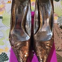 Bellissime scarpe bronzo. Taglia 37