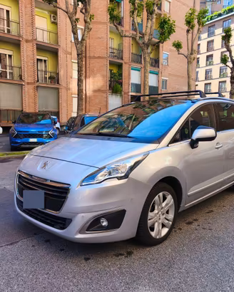 Peugeot 5008 5008 I 2015 2.0 bluehdi Allure