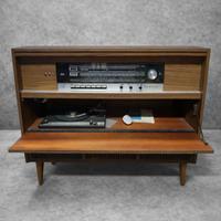 Mobile vintage GRUNDIG restaurato  anni ’60/’70