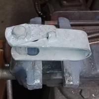 gancio tendifilo zincato per vigneto