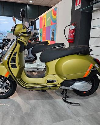 Vespa 300 GTS garanzia 2028