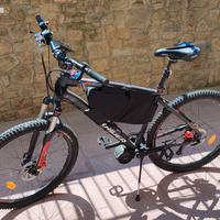 Mountain bike elettrificata 