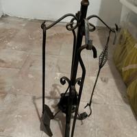 Set attrezzi per camino in ferro