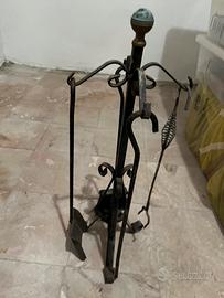 Set attrezzi per camino in ferro