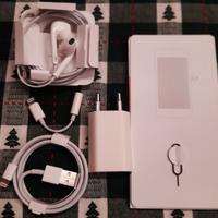 Set Apple Iphone power adapter+cuffie+cavo usb