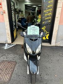 Yamaha X-Max 250 fine 2006 - PERMUTE