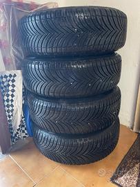Gomme 4 stagioni 195/65 R15 su cerchi in ferro