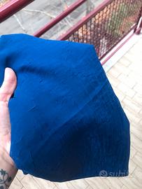 Tende da bastone blu reale